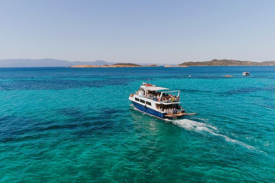From Ouranoupolis: Cruise to Mount Athos Monasteries - Eight monasteries along a restricted coast