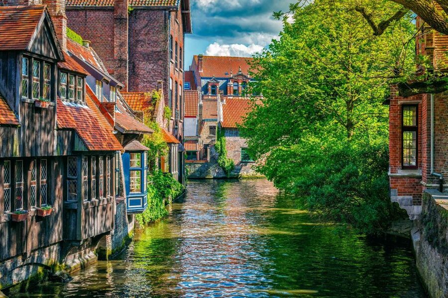 From Paris: Day Trip to Bruges with Optional Seasonal Cruise - The canals from April through October