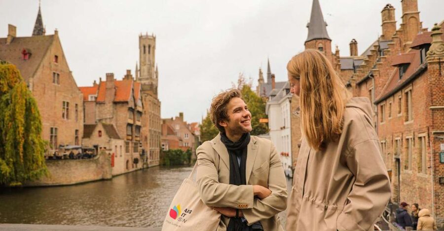 From Paris: Day Trip to Bruges with Optional Seasonal Cruise - Guided tour or self-guided visit?