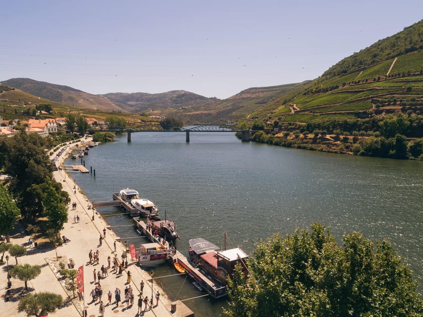From Pinhão: Douro Valley Rabelo Boat Tour with Port Wine - Passing Ventozelo, Carvalhas, Roêda, and Roncão