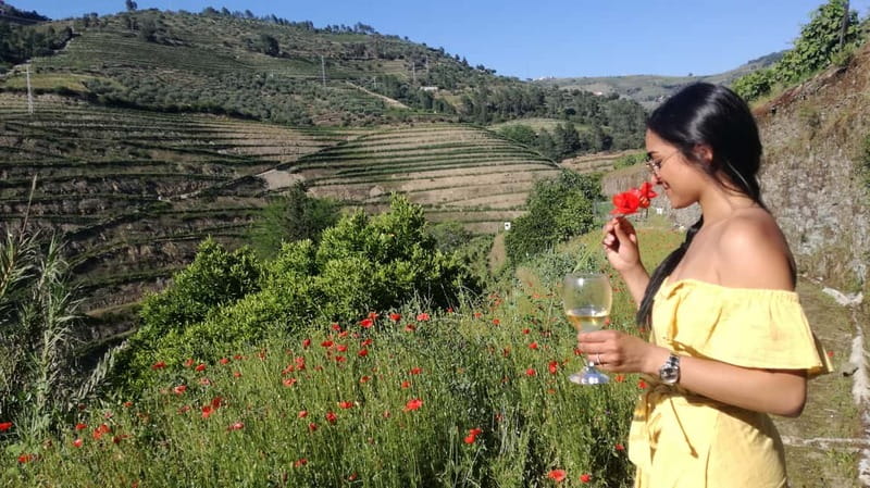 From Porto: Tastings at 2 Wineries, Chef's Lunch & Boat Tour - The 90-minute ride from Porto to Sabrosa
