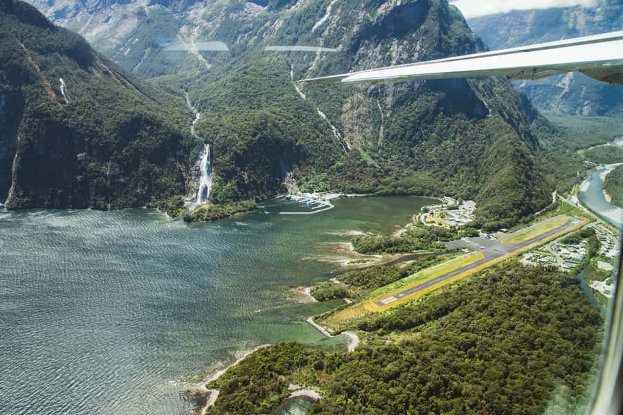 From Queenstown: Milford Sound Full-Day Trip by Plane & Boat - The return flight takes a different route