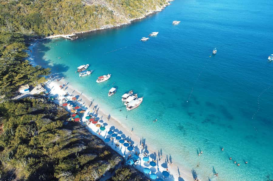 From Rio: Arraial do Cabo Day Trip with Boat Tour - What happens if wind stops the boat