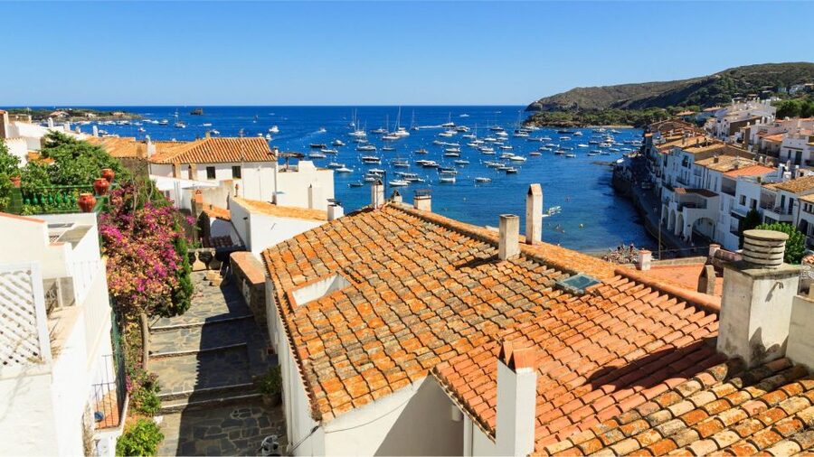 From Roses: Costa Brava Boat Tour to Cadaqués - Reaching Cadaqués for a short walk