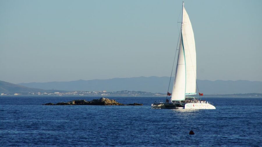 From Roses: Sunset Catamaran Cruise - Sangria, Cava, and an easy pace