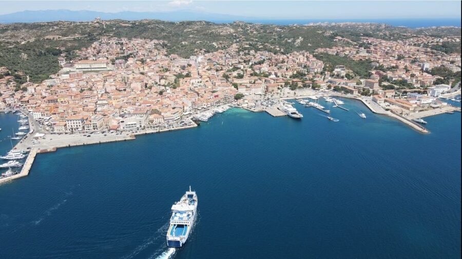 From Santa Teresa Gallura: La Maddalena Full-Day Boat Tour - A short walk through La Maddalena town