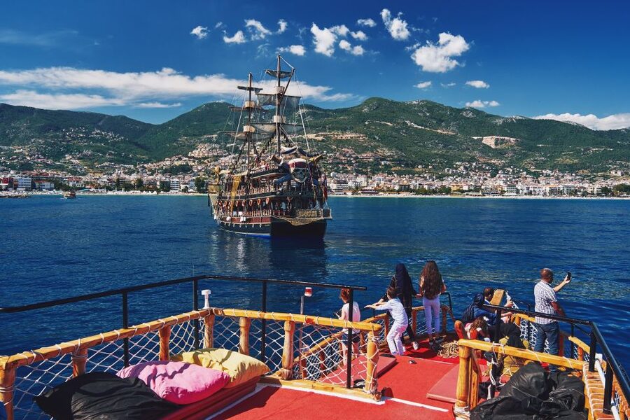 From Side: Alanya Tour with Lunch, Boat Trip, and Cable Car - What the $41 price really covers