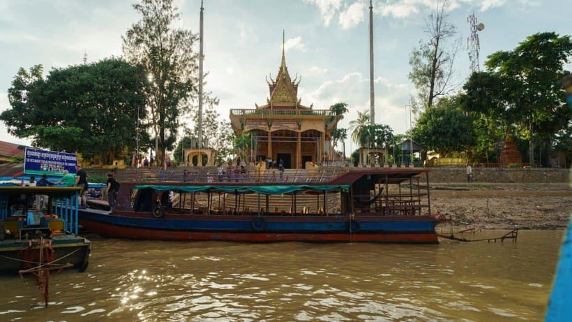 From Siem Reap: Kampong Phluk Floating Village Tour by Boat - From your hotel to Tonle Sap