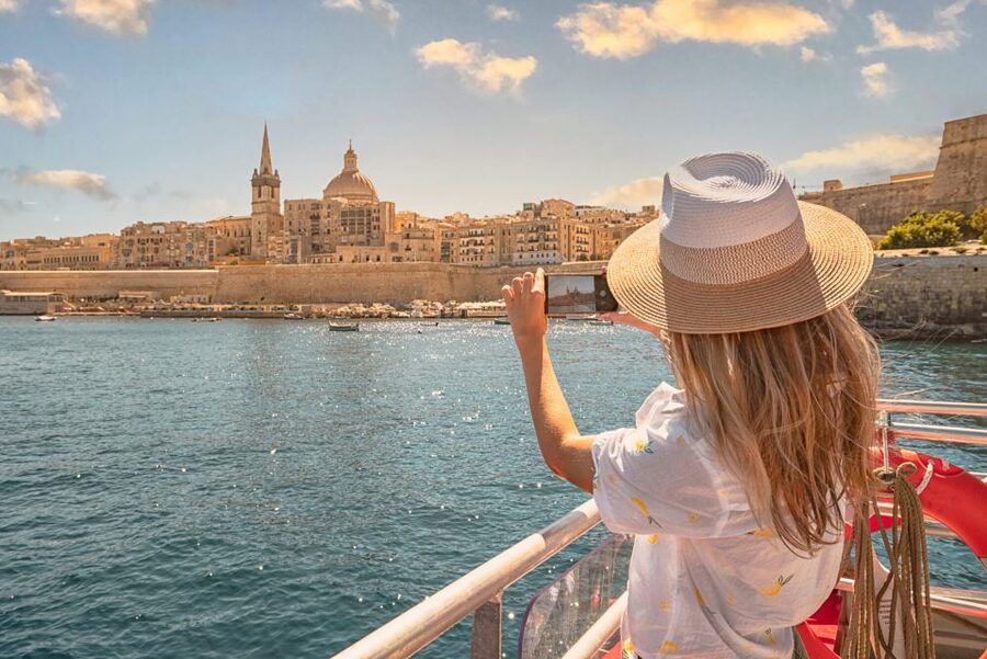 From Sliema: Valletta and the Three Cities Scenic Cruise - Marsamxett Harbour and the Gzira waterfront