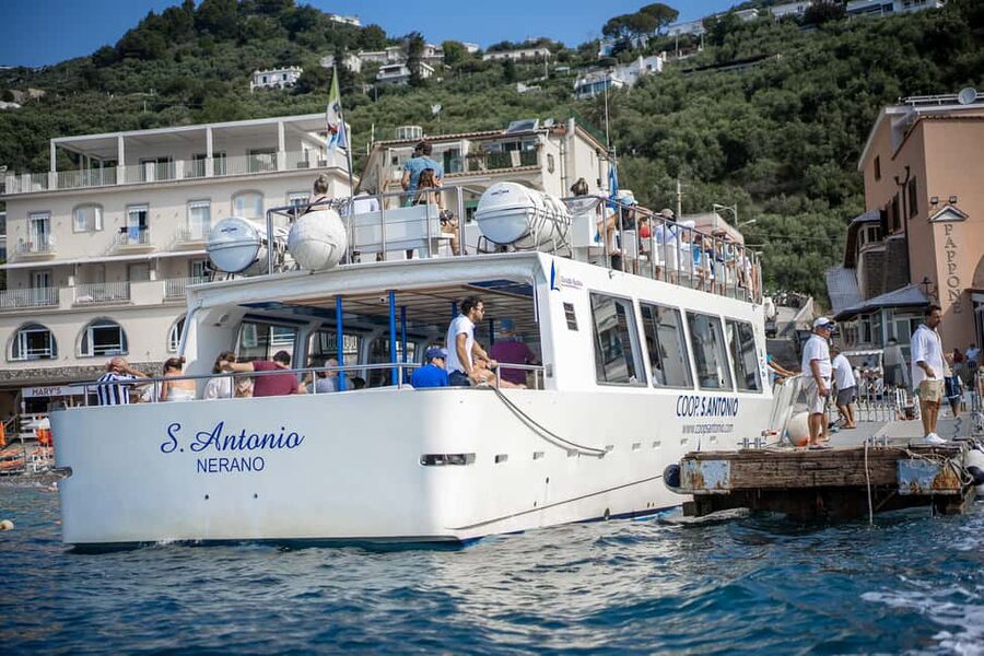 From Sorrento/Nerano: Capri Island Cruise with Guide Onboard - Getting from Sorrento to Nerano
