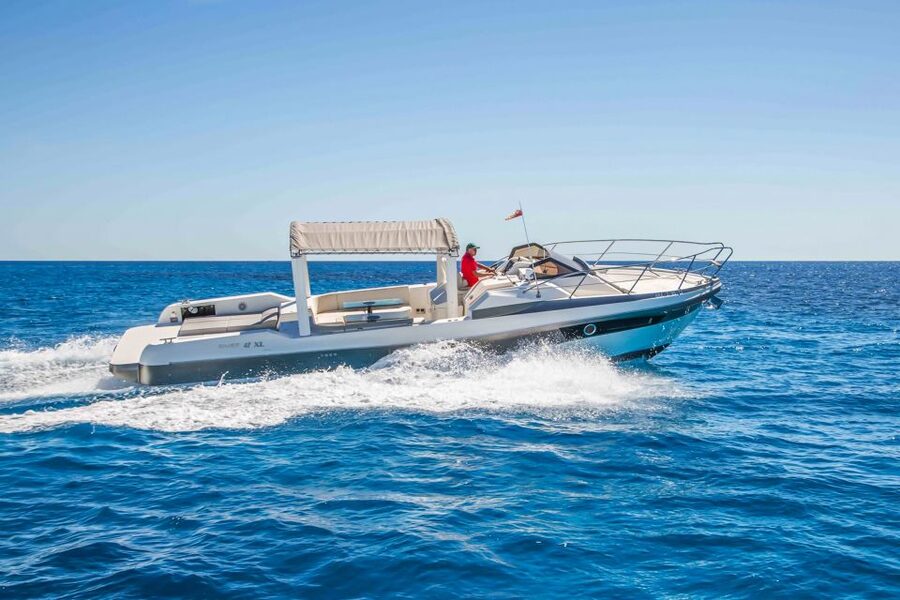 From Split: Blue Cave & 5 Islands with Vis & Hvar Boat Tour - Why this boat tour covers so much ground