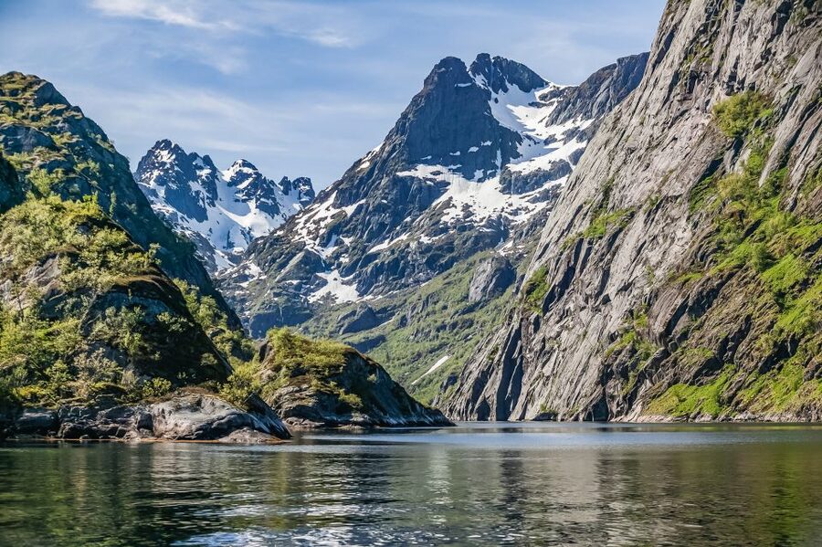 From Svolvær: Lofoten Islands Silent Trollfjord Cruise - Reknesbukta and the changing coastal view