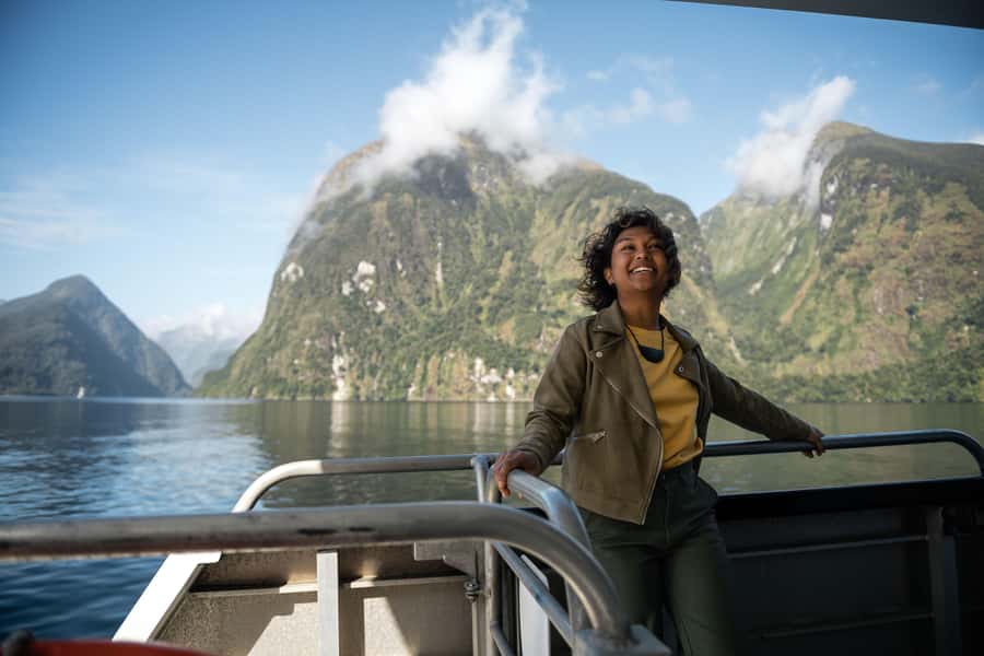 From Te Anau: Doubtful Sound Coach & Cruise - Guides who make the transfers worthwhile