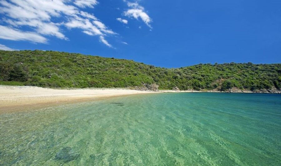 From Thessaloniki: Halkidiki Blue Lagoon Cruise - Why the Blue Lagoon is the main event