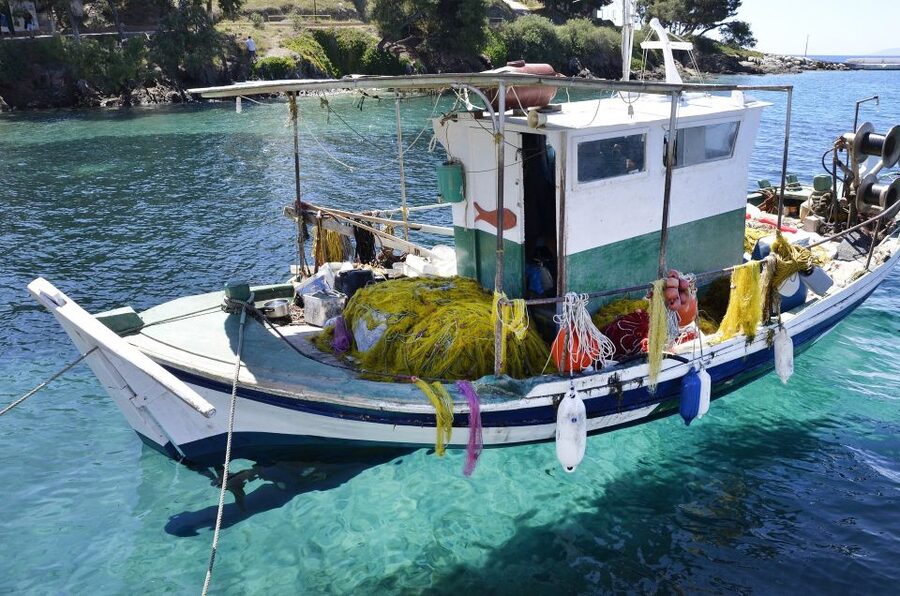 From Thessaloniki: Halkidiki Blue Lagoon Cruise - Cruising around Diaporos and Sithonia