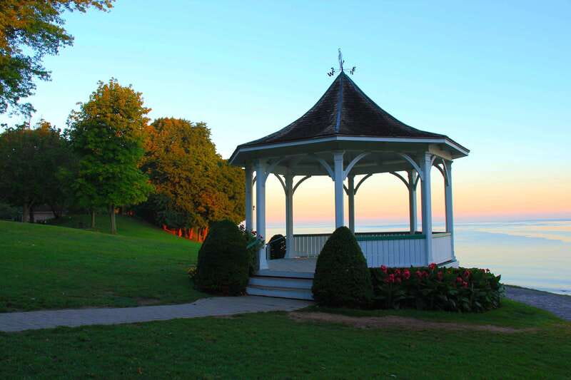 From Toronto: Niagara Falls Evening Tour With Boat Cruise - Practical tips for getting more from the day