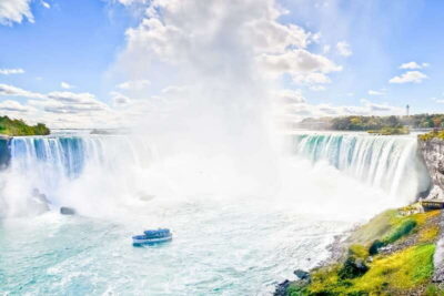Niagara Falls Tour with Cruise & Maple Tasting
