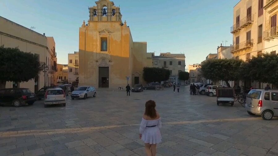 From Trapani: Day Cruise to Favignana & Levanzo with Lunch - Levanzo’s white houses and one-hour stop