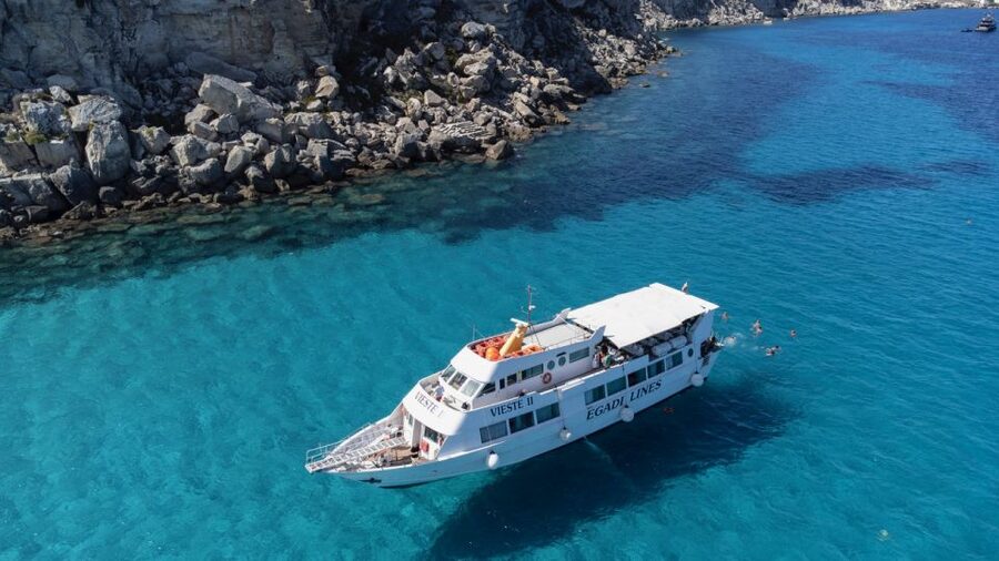 From Trapani: Day Cruise to Favignana & Levanzo with Lunch - What the crew and language setup are like