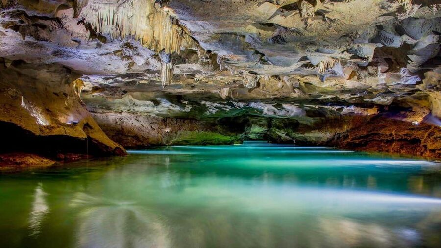 From Valencia: Boat Tour to the Cueva de Sant Josep + Entrance Included + Guide - Arriving at Coves de Sant Josep