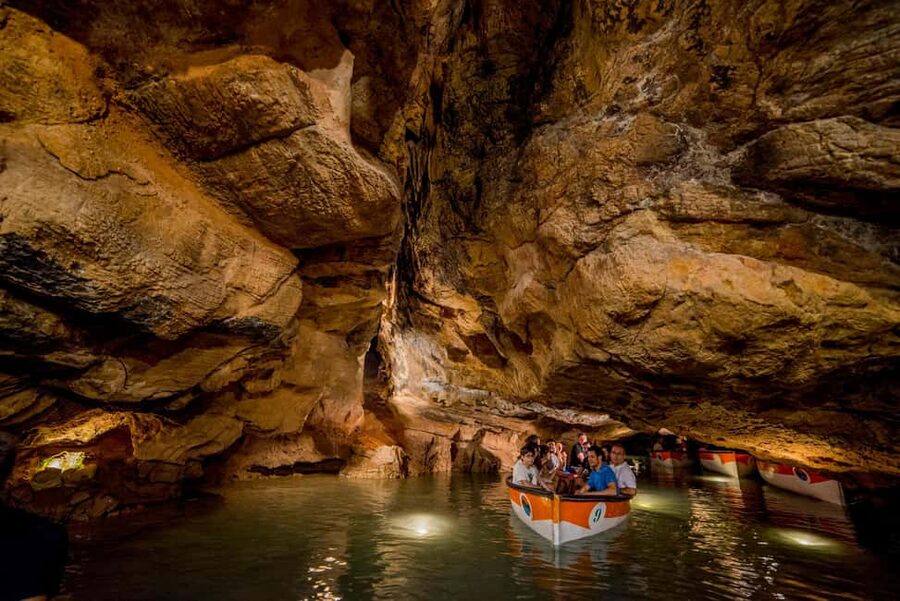 From Valencia: Cueva de Sant Josep Boat Tour with Guide - Why the Caves of San José make a good Valencia side trip