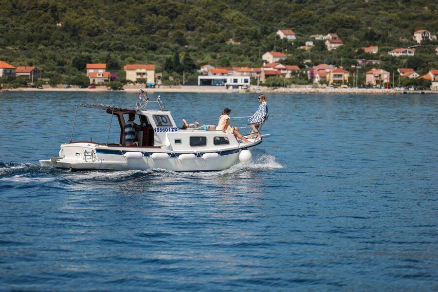 From Zadar: Private Boat Tour to Croatian Islands - What four hours really gives you
