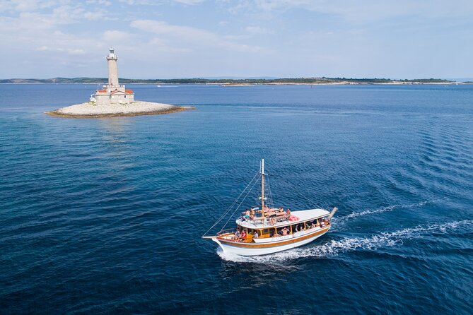 Full-Day Boat Tour of the Medulin Archipelago from Medulin - A full day on the water from Medulin