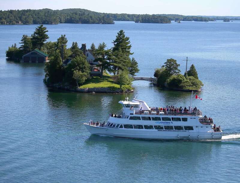 Gananoque: 1000 Islands Cruise & Optional Boldt Castle Entry - Border documents are not a minor detail