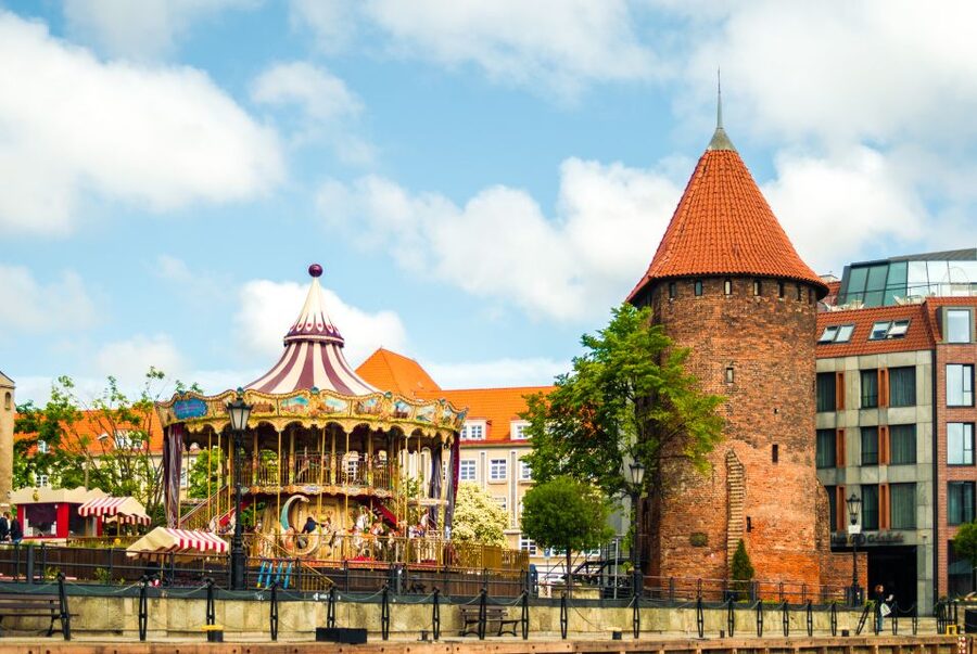 Gdańsk: Motlawa River Yacht Cruise - What the small yacht changes