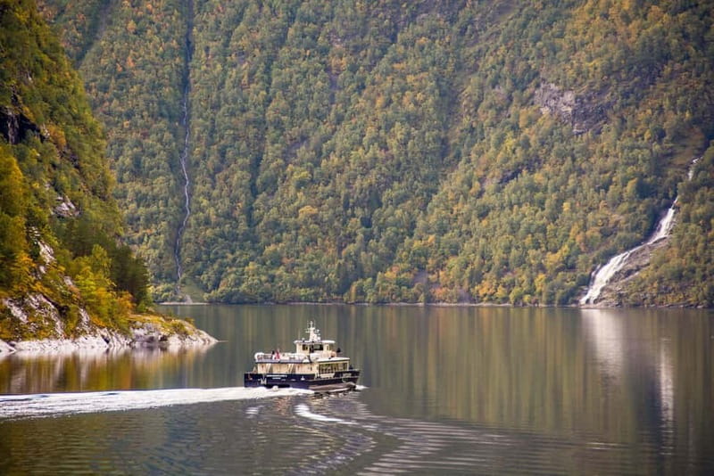 Geiranger: Fjord and Waterfalls Sightseeing Boat Trip - Who should book this Geirangerfjord cruise?