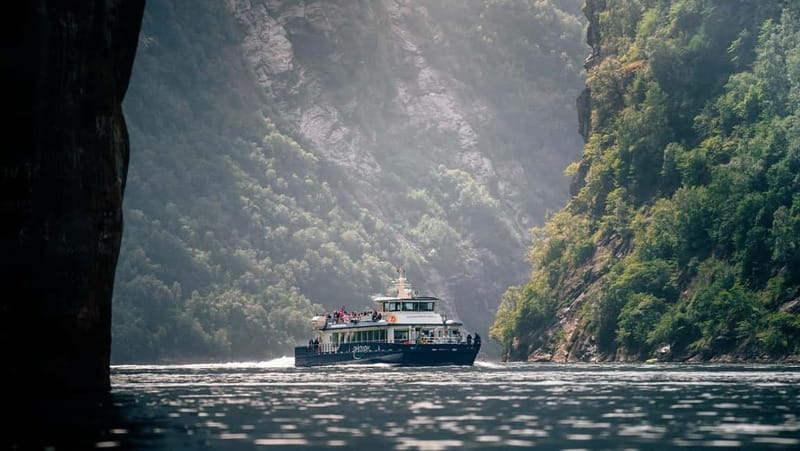 Geiranger: Fjord and Waterfalls Sightseeing Boat Trip - The Seven Sisters, Bridal Veil, and Suitor