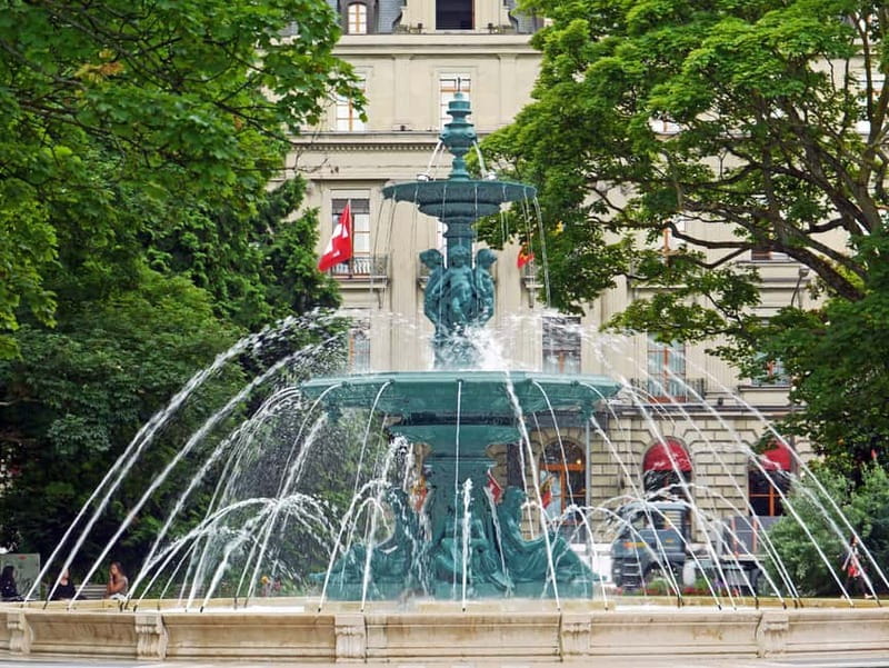 Geneva: Guided City Tour and Boat Cruise - What the $104 price buys you