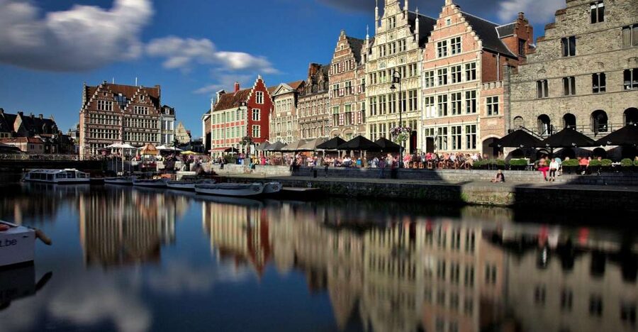 Ghent: 40-Minute Historical Boat Tour of City Center - Seeing Graslei from the water