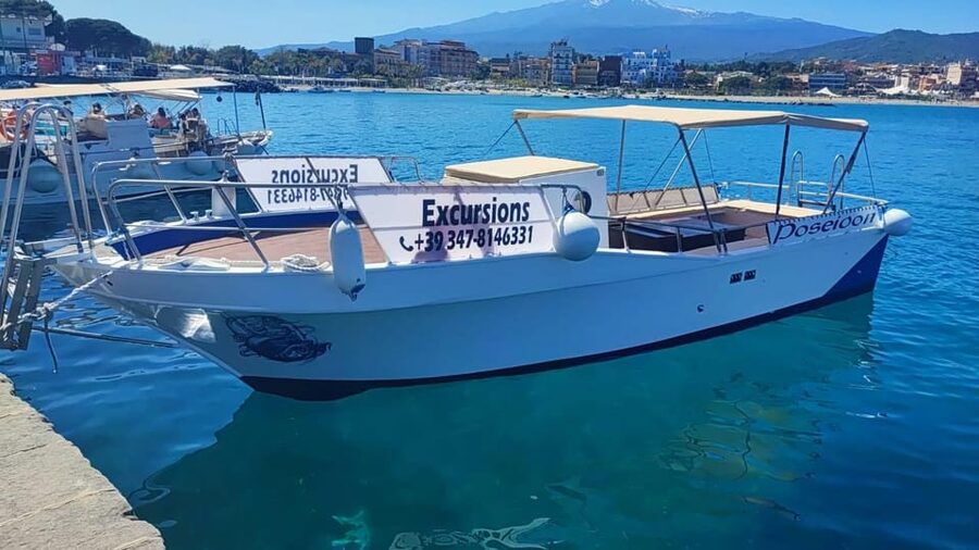 Giardini Naxos: Dolphin Searching Sunset Boat Tour - Key points at a glance