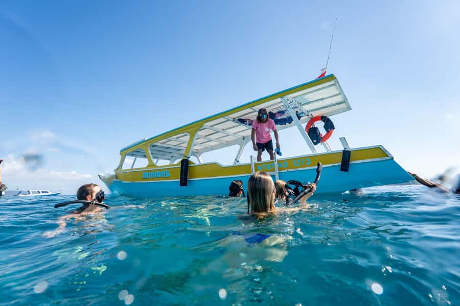 Gili Islands: Private or Shared Snorkeling Boat Trip - Beach time and lunch on Gili Meno
