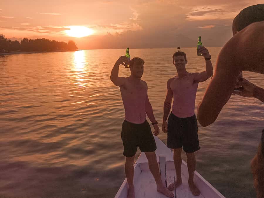 Gili Trawangan: Gili Islands Sunset Boat Tour and Snorkeling - The shared GoPro: a useful bonus with limits