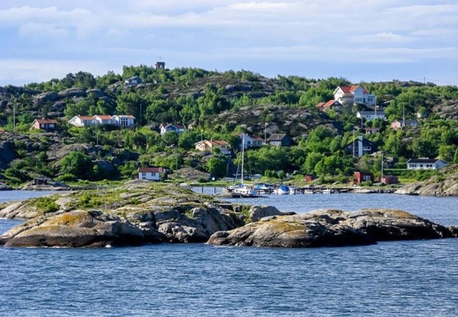 Gothenburg: Archipelago cruise with guide - The southern archipelago by boat