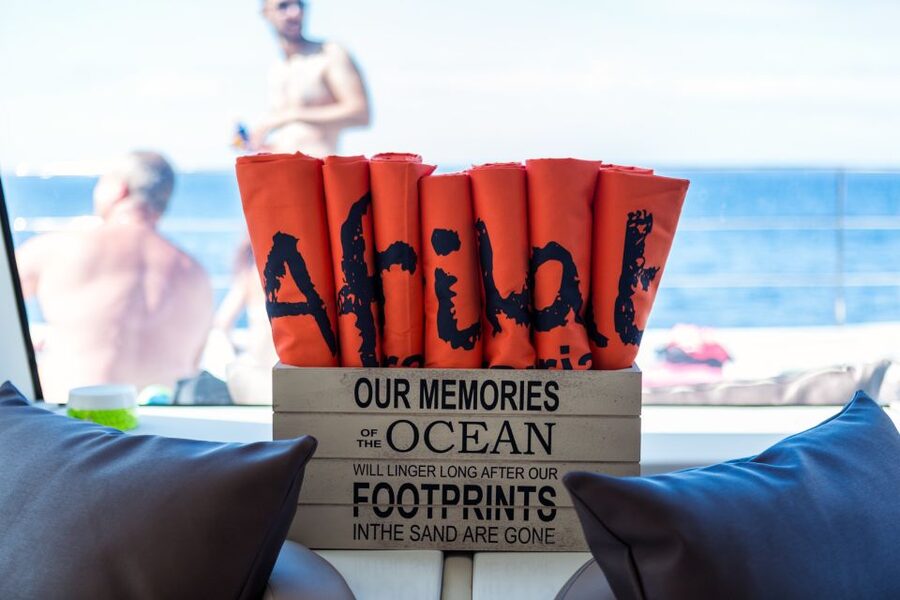 Gran Canaria: Fun Catamaran Cruise with Food and Drinks - The crew makes the difference