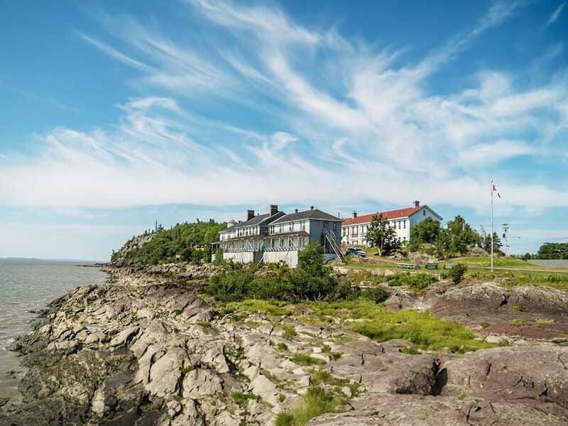 Grosse-Île: Irish Immigrant Memorial Cruise & Tour - The views are part of the lesson