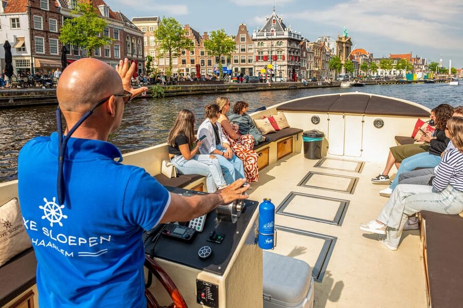 Haarlem: Guided Highlights Canal Cruise on Open Boat - Waag and the first canal views