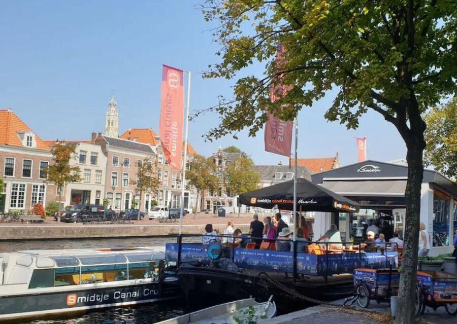 Haarlem: Sightseeing Canal Cruise through the City Center - De Adriaan, Haarlem’s most photogenic landmark