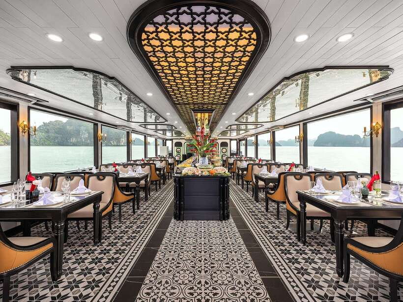 Halong Bay: Luxury Day Cruise with Buffet, Kayak, Swim - Guides who help make the busy schedule work