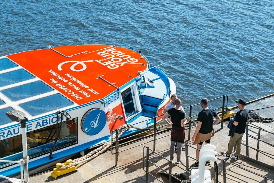 Hamburg: 1.5-Hour Harbor and Speicherstadt Day Cruise - The Elbphilharmonie stop and return choice