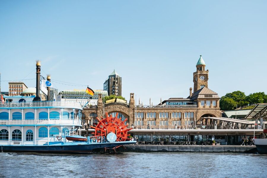 Hamburg: 1-Hour Harbor Sightseeing Cruise with HafenCity - Key points to know before you go