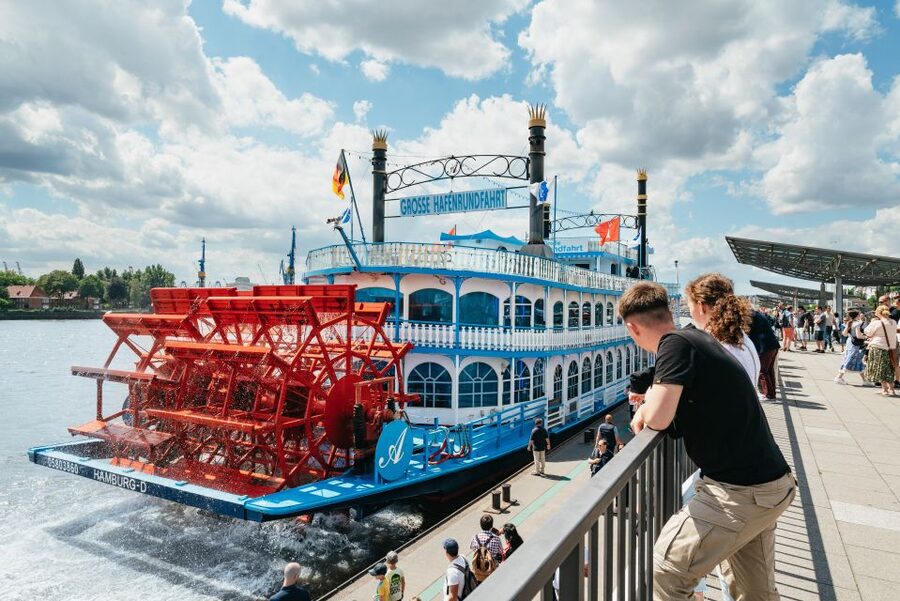 Hamburg: 1-Hour Harbor Sightseeing Cruise with HafenCity - Final verdict: book it for the port, not just the postcard views