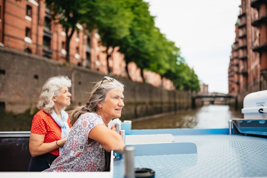 Hamburg: 2-Hour XXL Port of Hamburg Cruise Tour - HafenCity and the port’s modern face