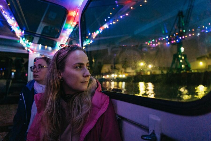 Hamburg: 90-Minute Evening Lights Harbor Cruise - How much value do you get for $27?