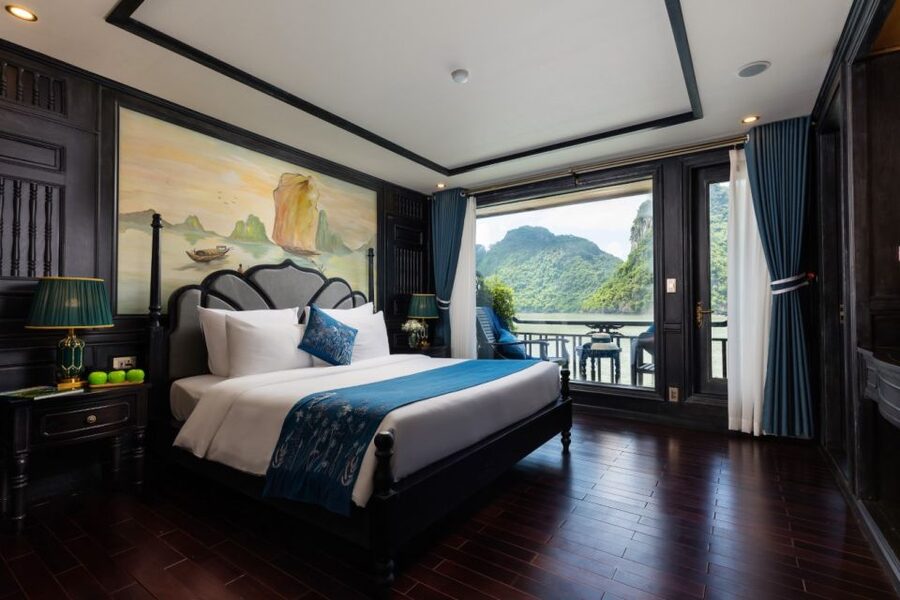 Hanoi: 2-Day Halong & Lan Ha Bay 5-Star Cruise with Balcony - Food, service, and special occasions