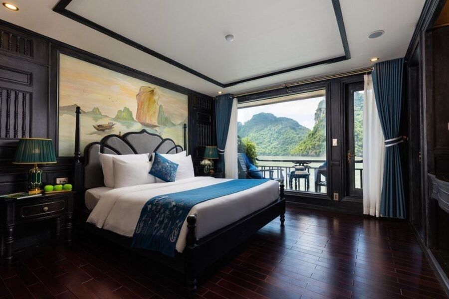 Hanoi: 3-Day Ninh Binh, Ha Long, & Lan Ha Bay 5-Star Cruise - Mua Cave’s steep climb to Tam Coc views