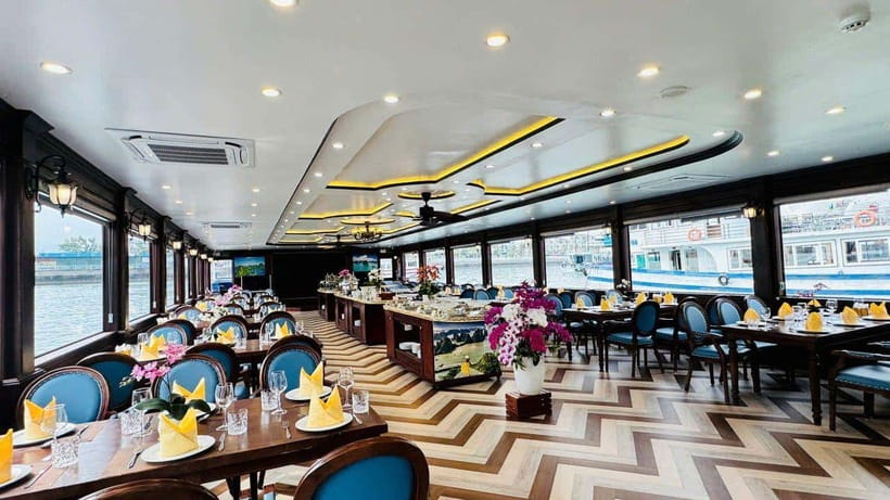 Hanoi: Ha Long Bay Day Trip - Luxury Cruise & Buffet Lunch - Entering Sung Sot Cave